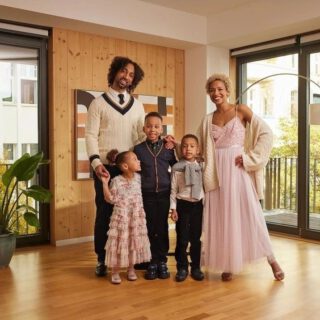 So eine tolle Familie ✨️

Unsere Lieblingsmenschen und süßen @juniormodels.de für Zalando! 

Toll gemacht!

#zalando #zalandoshooting #zalandoshootingberlin

#modelagentur #modelagency
#lieblingsmenschberlin  #familymodelagency #newface #lieblingsmenschagentur #agenturfürtollemenschen #modelagenturberlin #Berlin #seniormodels #modelagenturfürfamilien #berlinmodels #modelberlin
#schauspielagentur #actors #peopleagency #peopleagentur #model #casting
#sedcard #sedcardfotograf #sedcardshooting #sedcardfotos #sedcardfotoshooting
